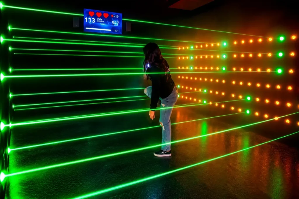 35 MIN DIGITAL IMMERSIVE EXPERIENCE at iSMASH WESTBOROUGH